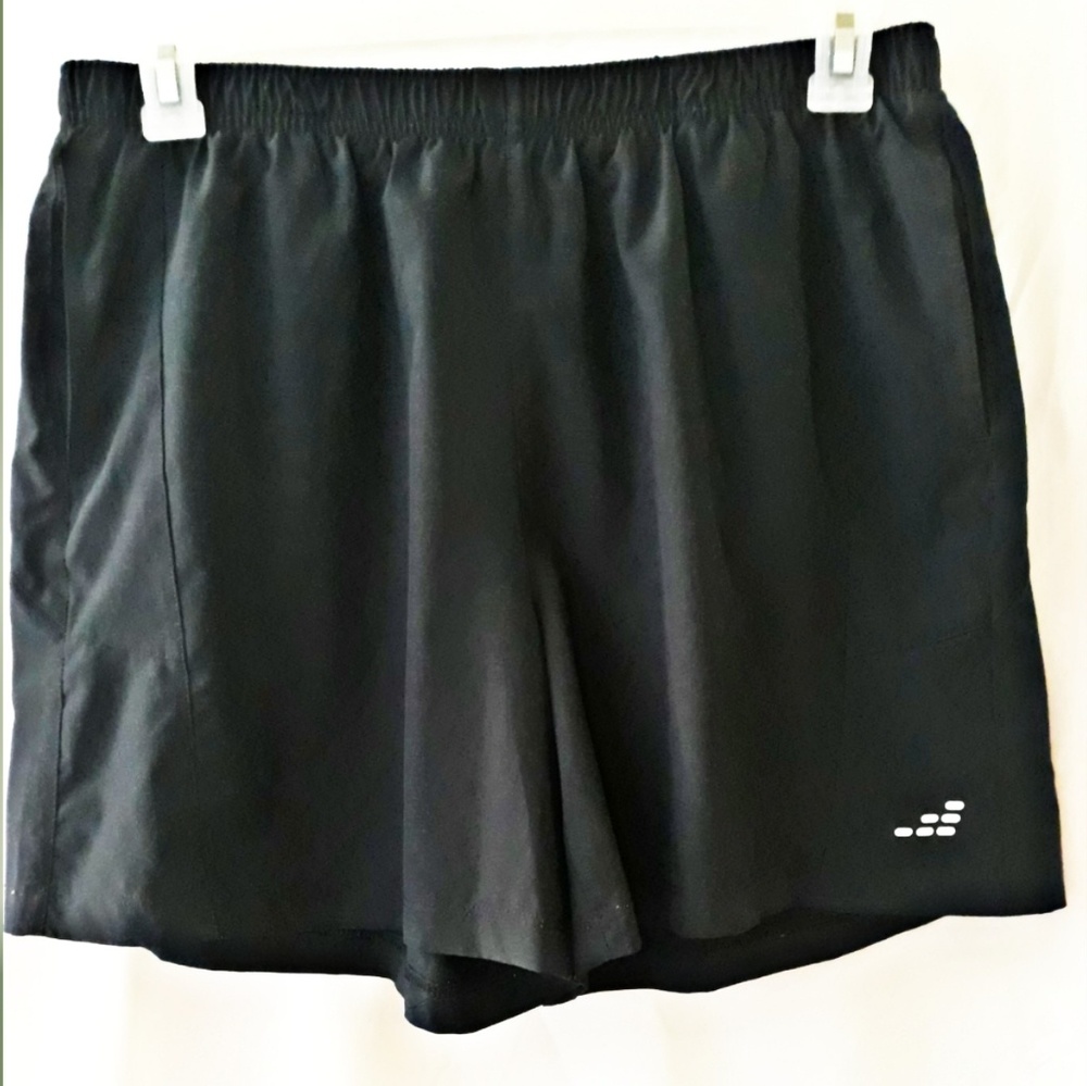 Sports short